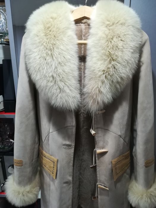 Дамско дълго палто/кожух/ от естествени кожи