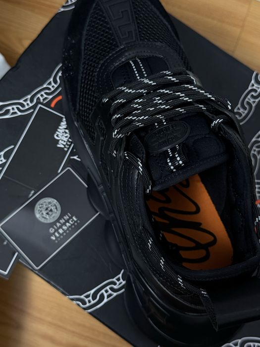Versace Chain Reaction