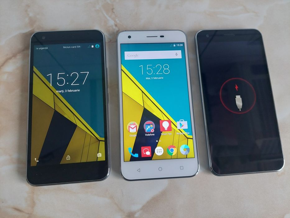 Vând 3x Vodafone Smart Ultra 6, noi nouțe, două negre, unul alb //poze