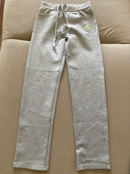 Продам костюм на девочку