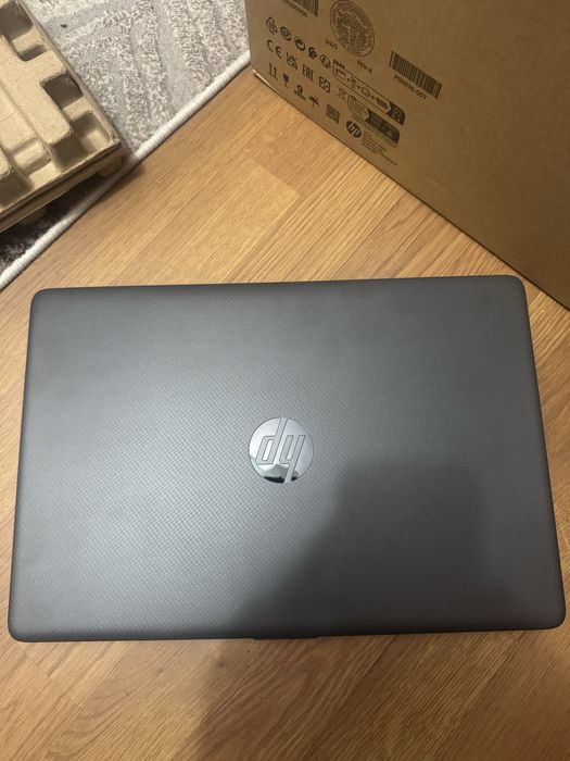 Laptop HP 250rt nou