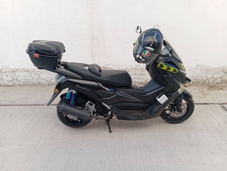 Продам скутер бензиновый