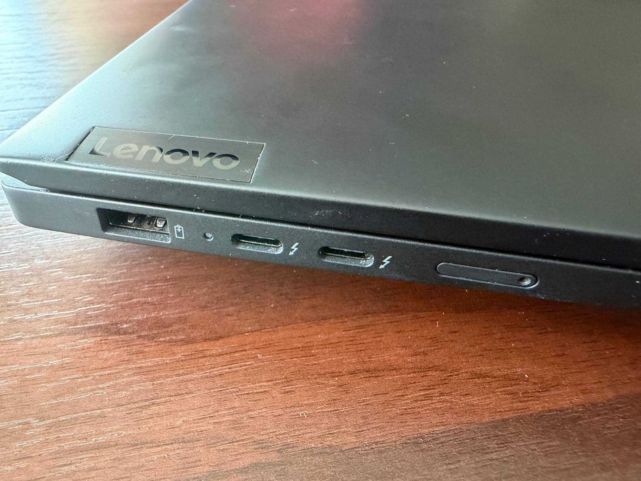 Lenovo ThinkPad X1 Carbon Gen 12 Touch | Ultra 7 155U | 32GB | 1TB