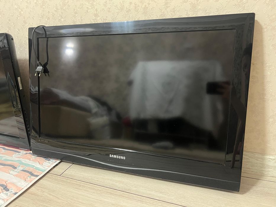 два телевизора хорошое качетсво