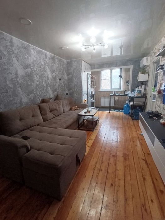 продается чиланзар 24 квартал 2*3/5/5