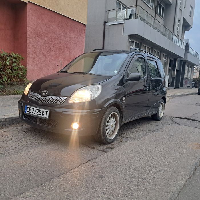 Тойота ярис версо