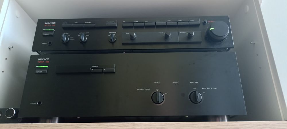 Пред със стъпало Nikko