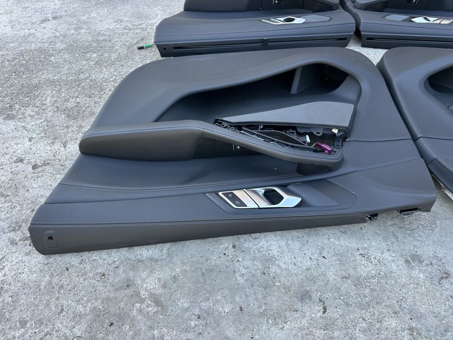 Fete usi / Panouri usi BMW X6 G06, piele Nappa (Europa)