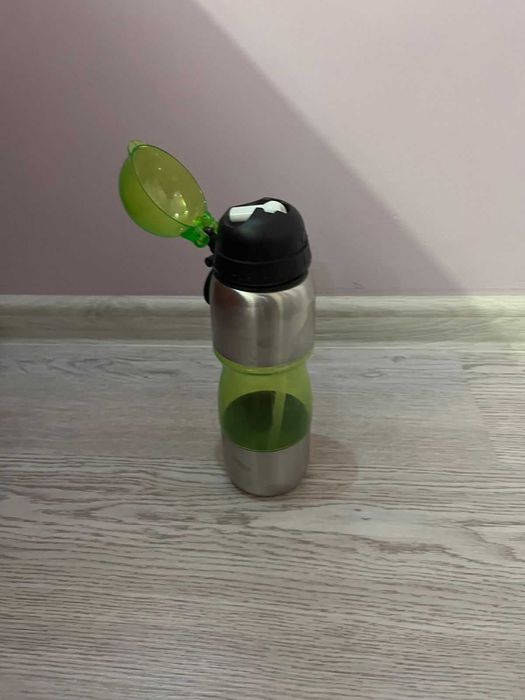 Продам спортивные бутылки