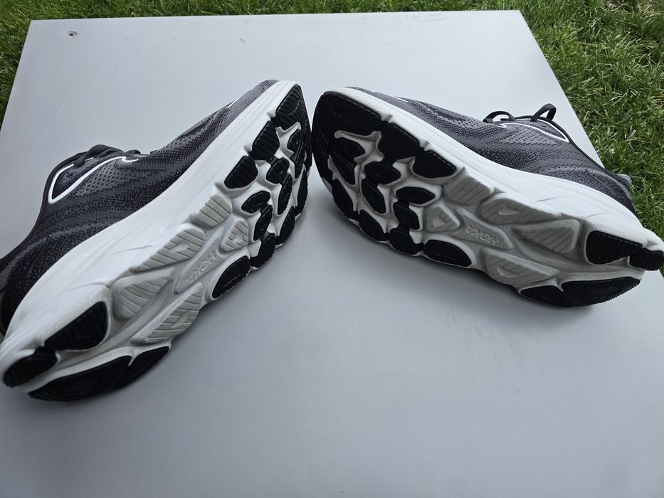 Hoka Clifton 10 barbati marimea 42 2/3