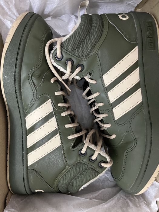 Продаю кроссовки Adidas