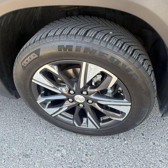 Chevrolet Tracker 2023 — 8