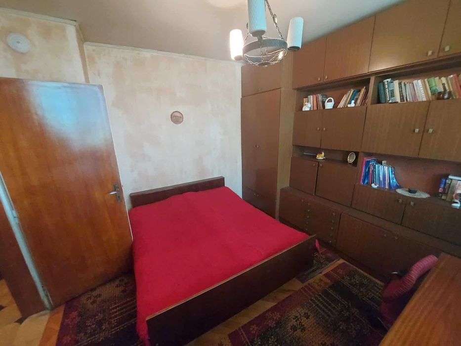 Четиристаен апартамент, кв. Боровец