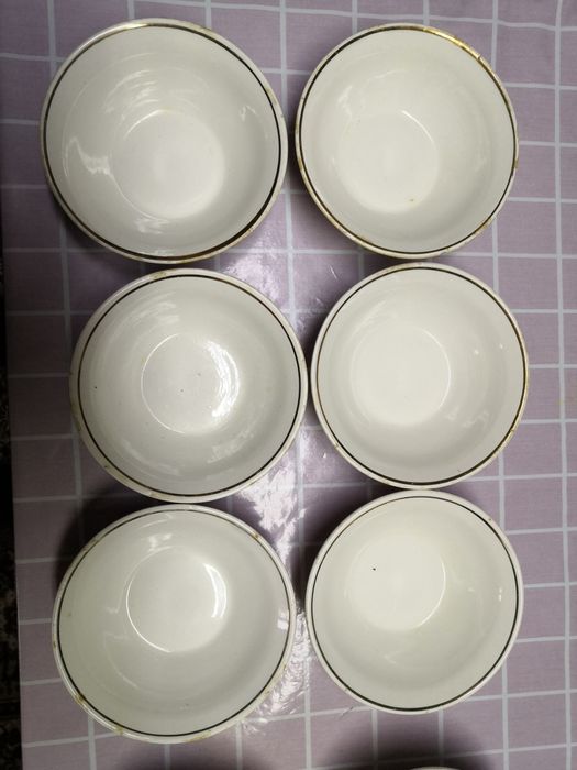 Продам советские фарфоровые салатницы