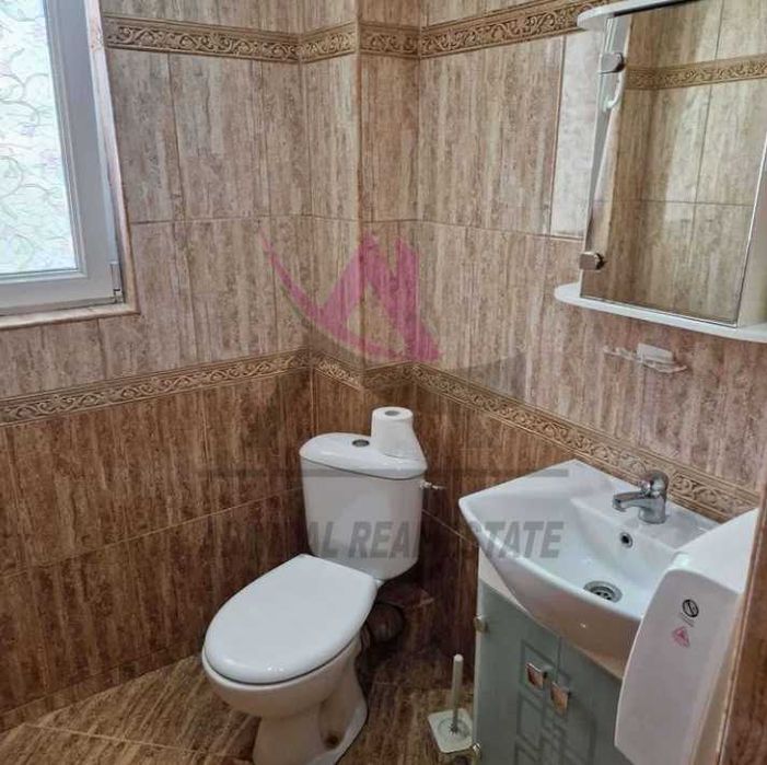 Дава се под наем Тристаен апартамент в Варна, Център - 75 кв.м за 550 € - Снимка #6