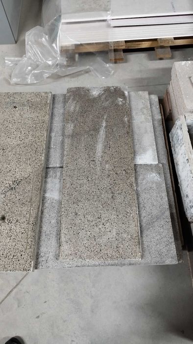 Гранитни плочи от български гранит 27 - 40/80/3