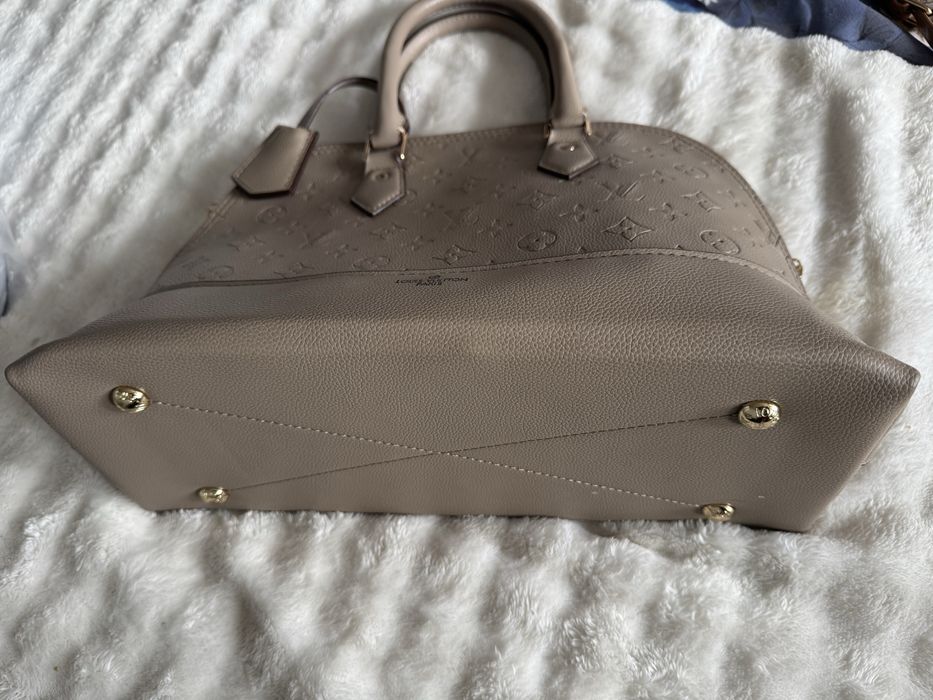 LOUIS VUITTON Empreinte Neo Alma PM Tourterelle