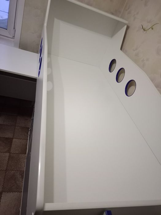 Детская кровать со шкафом