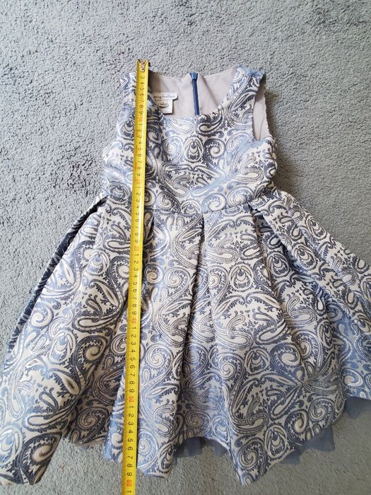 Rochita eleganta 4 ani