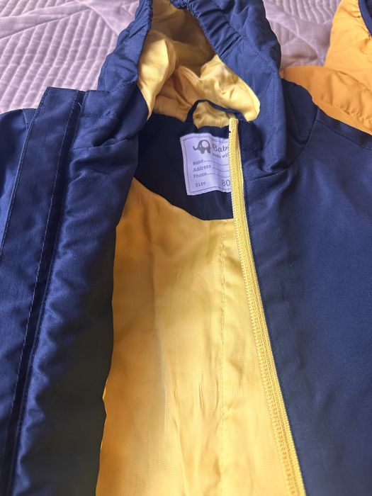 Продам детские куртки