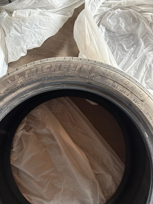 Anvelope Michelin de vară R18 225/45 x2 , 255/40 x2