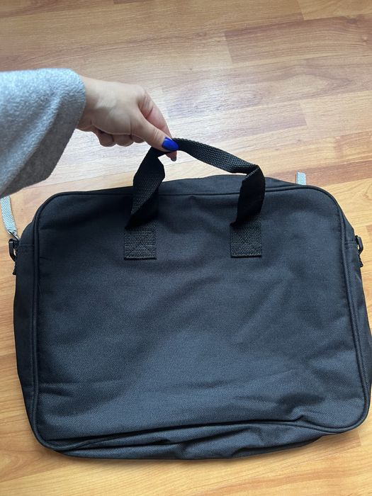 Geanta pentru laptop