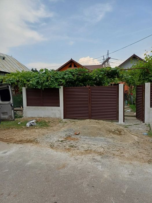 Vand garduri și porți