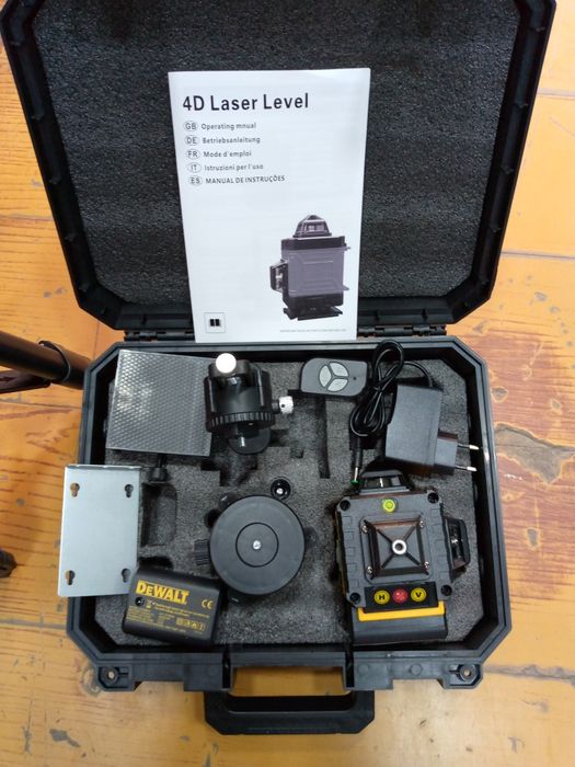 Makita Devalt лазерный уровень 4d