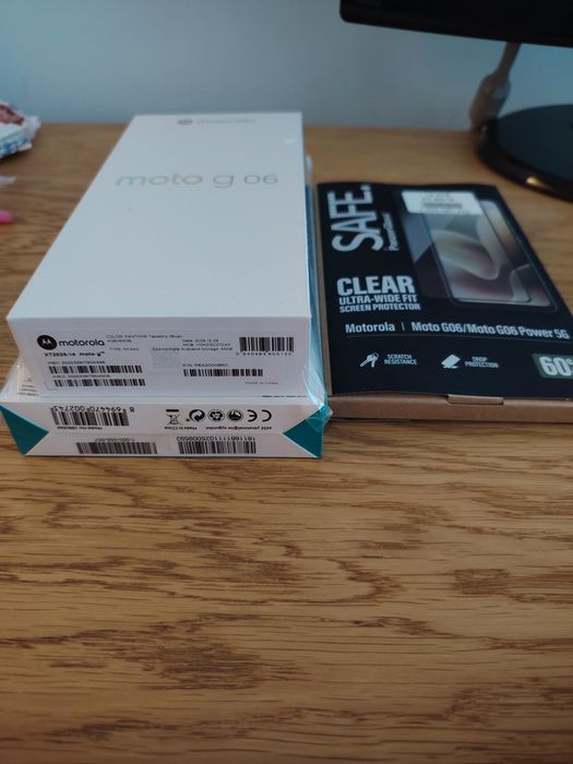НЕРАЗПЕЧАТАНИ moto g 06, кейс и Powerbank 10000 mAh, син цвят, Motorola, 3 г. гаранция A1