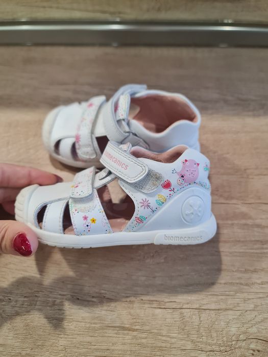 Детски сандали - различни видове