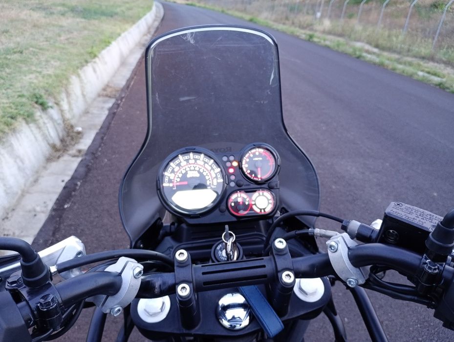 Royal endfield himalayan A2