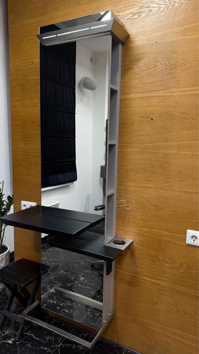 Зеркало для парикмахеров