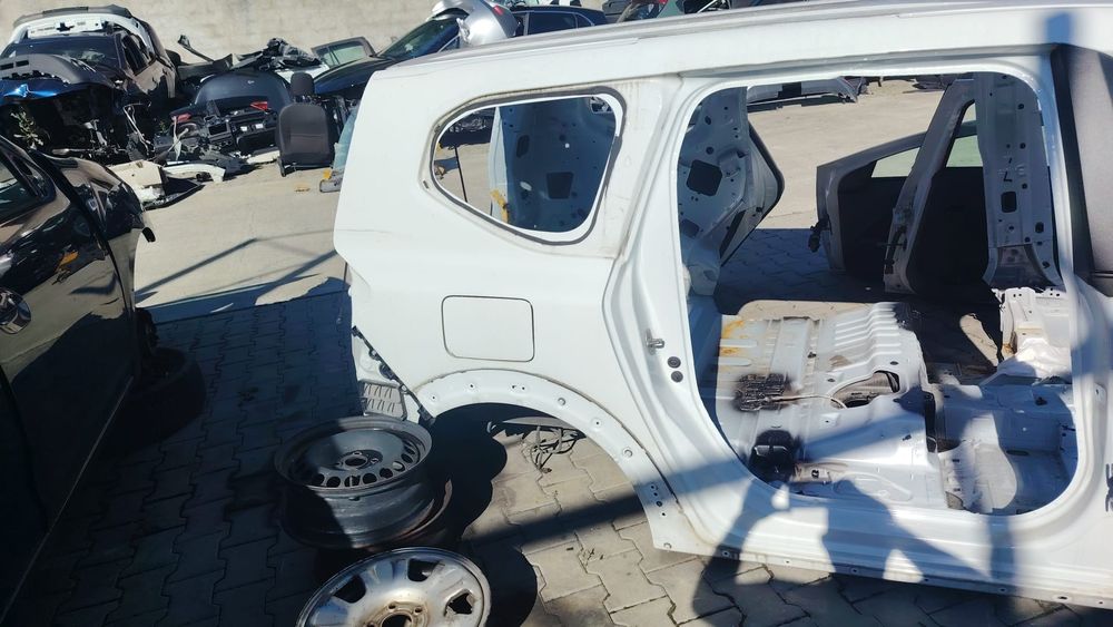 Aripa dreapta spate , Fusta spate Dacia Jogger