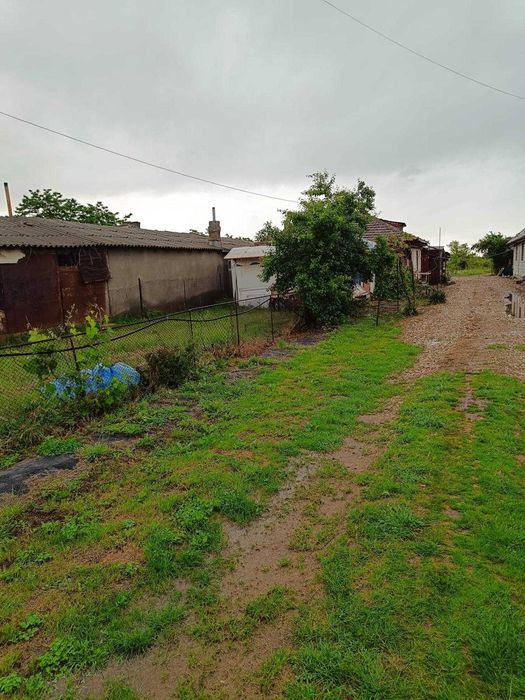 Teren intravilan central langa gara