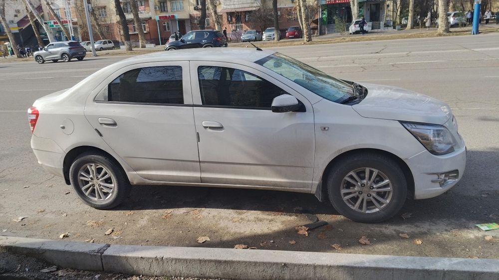 2025 Kobalt avtomat sotiladi