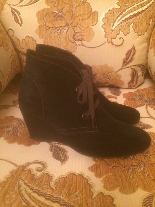 Ботинки женские замшевые