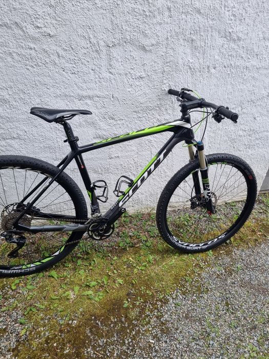 Scott  scale  920  carbon