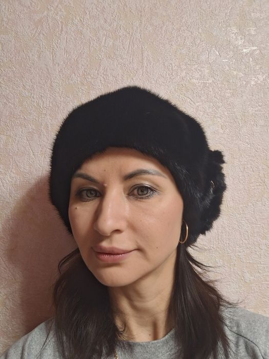 Продается берет норковый