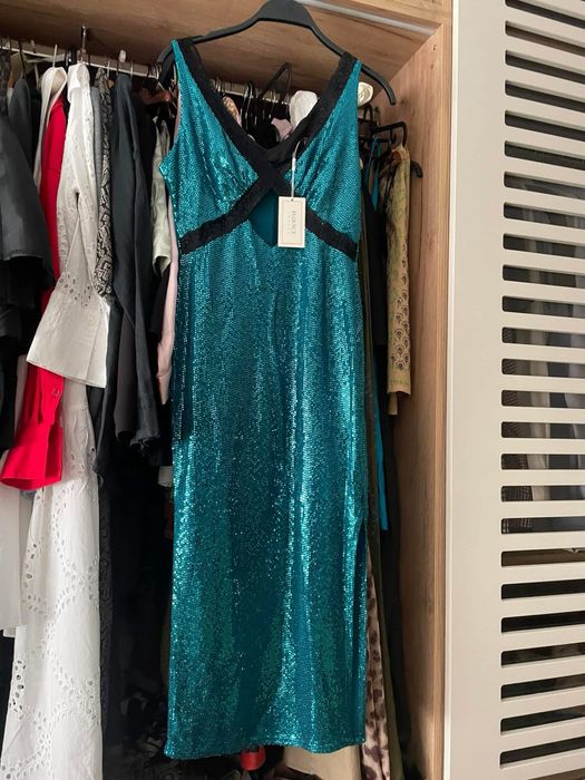 Вечерта екстравагантна Рокля с пайети