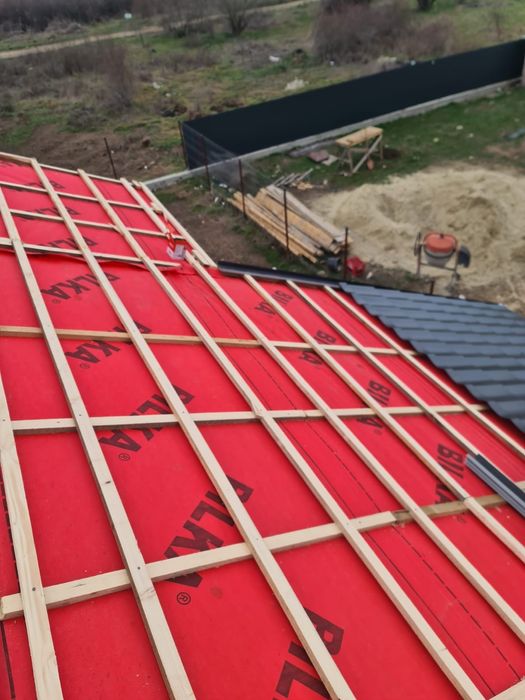 Acoperisurii/Reparatii/Dulgherie/Masardari/Modificari /vopsit tabla.