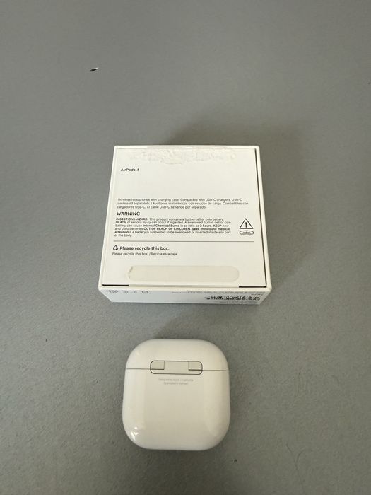 Airpods 4 оригинал в идеальном состояние