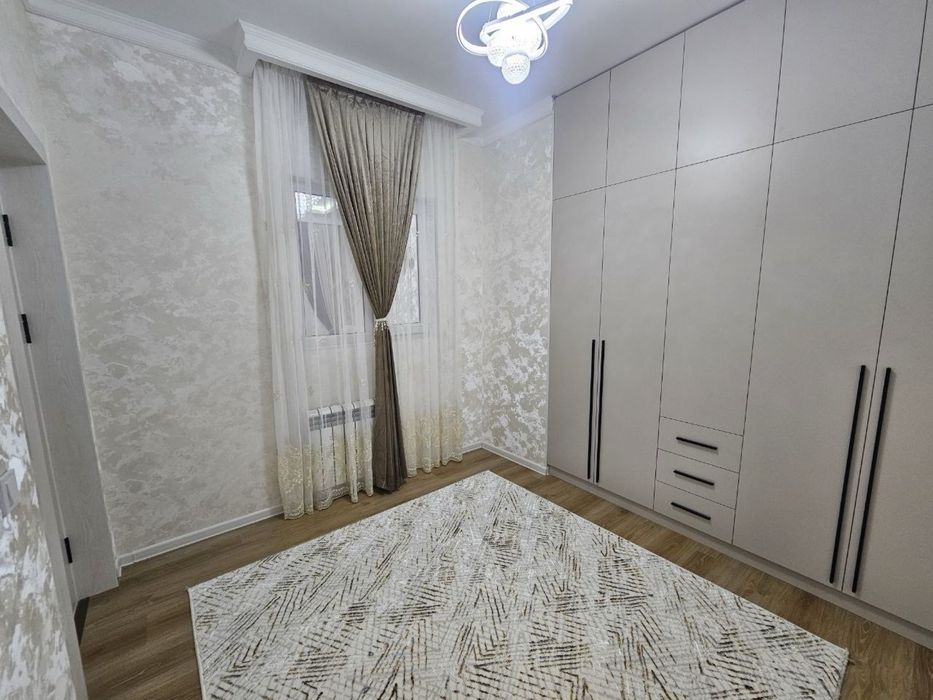 Продается 3 ком. Квартира на 1 этаже ор. Фемили парк