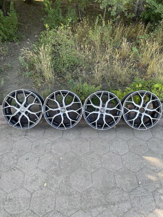 Диски r15  разболтовка  4/100