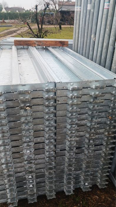 Schela de constructii 23€ m4, discutabila