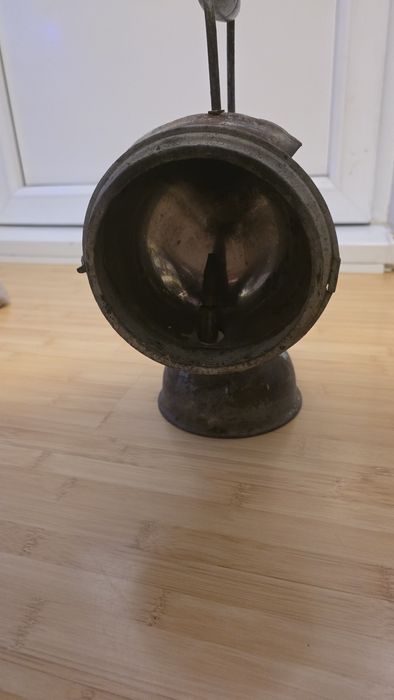 Lampa de carbit veche
