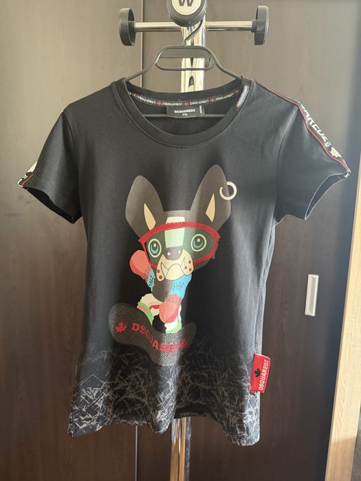 Маркови тениски.