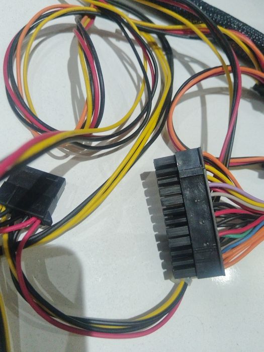 Захранване за компютър