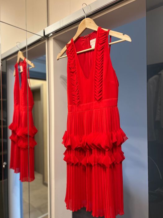 Елегантна, къса рокля