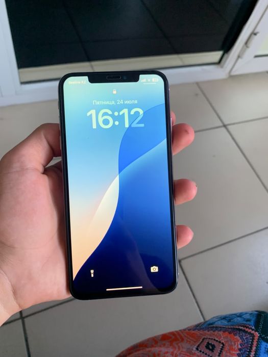 Iphone xs max 64 gb