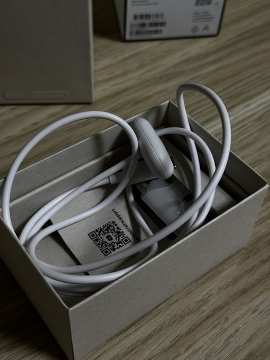 Фитнес-браслет Google Fitbit Air